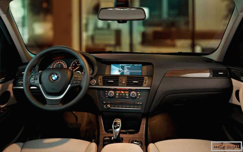 BMW X3 unutarnji restyling 2014