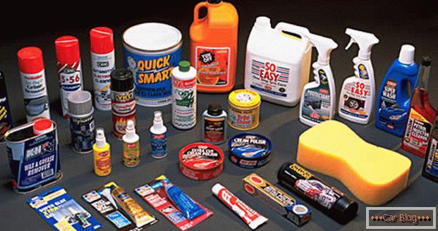 Danas postoji veliki izbor proizvoda za čišćenje automobila.
