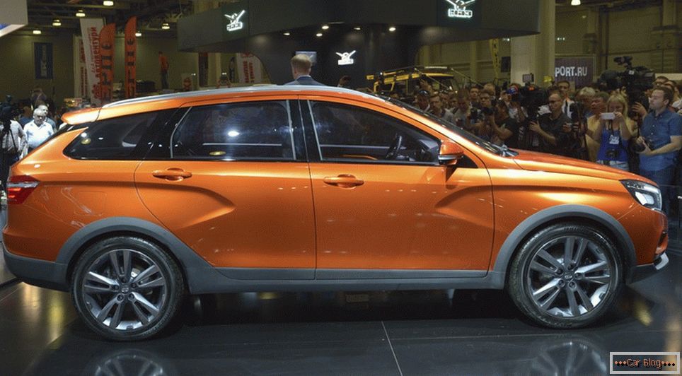 Концепт Lada Vesta križa представили на Off-Road Show 2015
