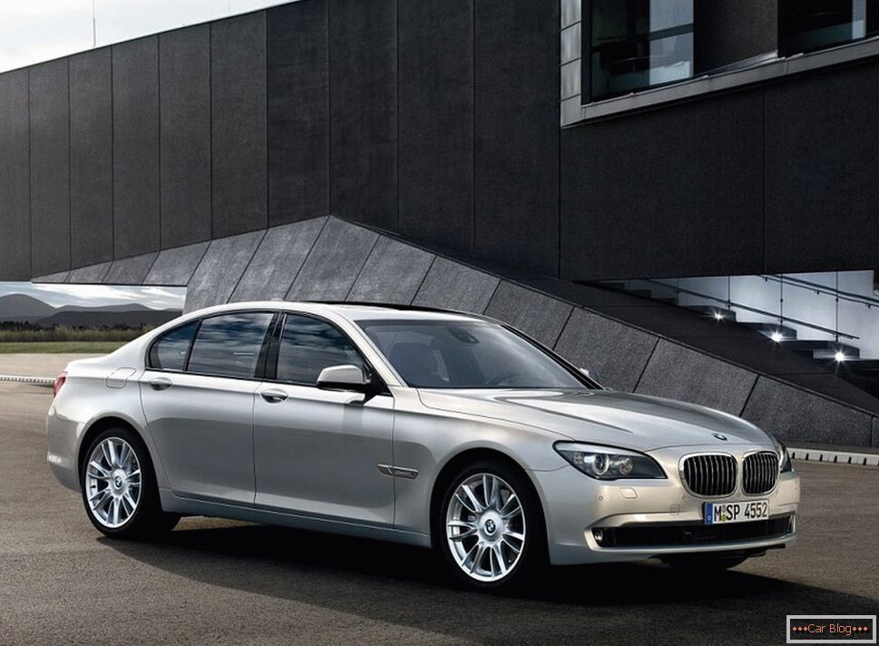 BMW serije 7 2014