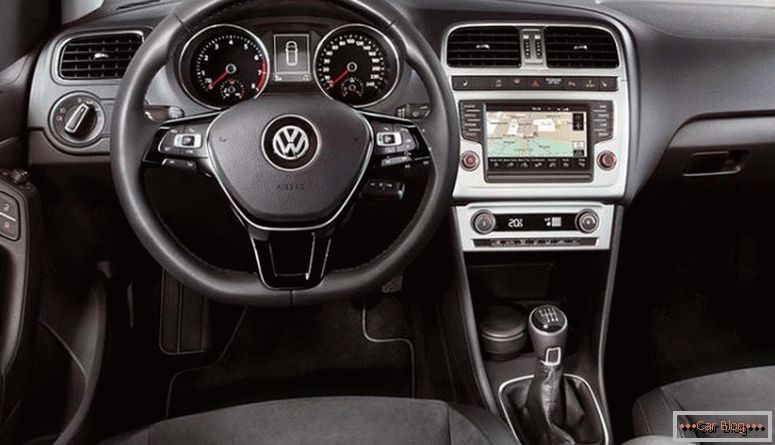 Promjena unutrašnjosti i unutrašnjosti automobila Volkswagen Polo